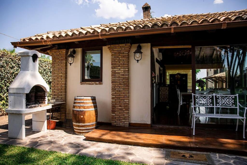 Villa Laoconte Piscina, Jacuzzi E Biliardo Canicatti Exterior photo